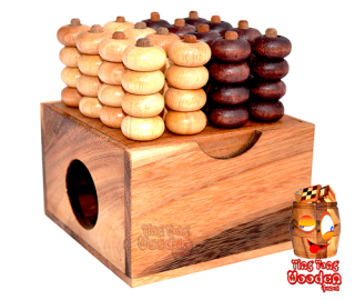 puissance 4X4 stratégie un jeu de 3D Spacemill ici dans la variante 4x4 Bingo de Monkeypod Wood jeu de stratégie pour 2 personnes