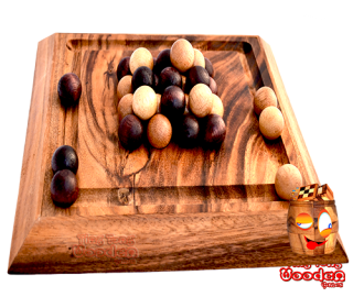 Pylos Strategie Spielbrett auch bekannt als Pharao Pyramide mit 30 Holzkugeln aus from monkey pod wood thai wooden games